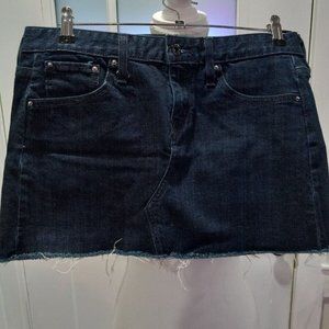 Levi's Women Jean Denim Skirt Size 6 Fringe Raw Hem